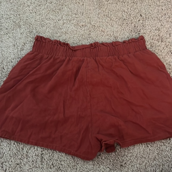 Shorts - Picture 5 of 6